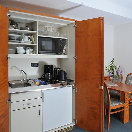 Hotel Gruener Baum Pommersfelden Екстериор снимка